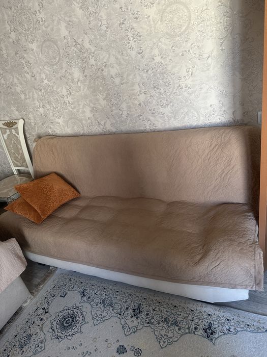 Продам диван в хорошем с