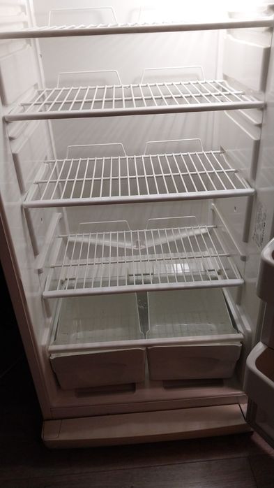 Продам холодильник б/у