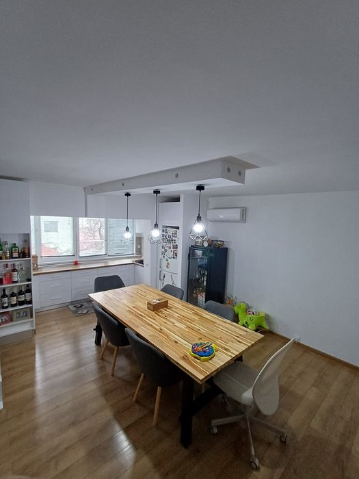 2 dormitoare Otopeni centru – mobilat complet, parcare inclusă, etaj 1