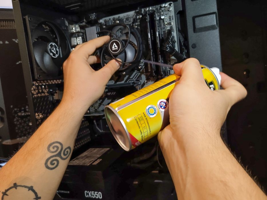 Reparații,  mentenanță și consultanță calculator/laptop/console