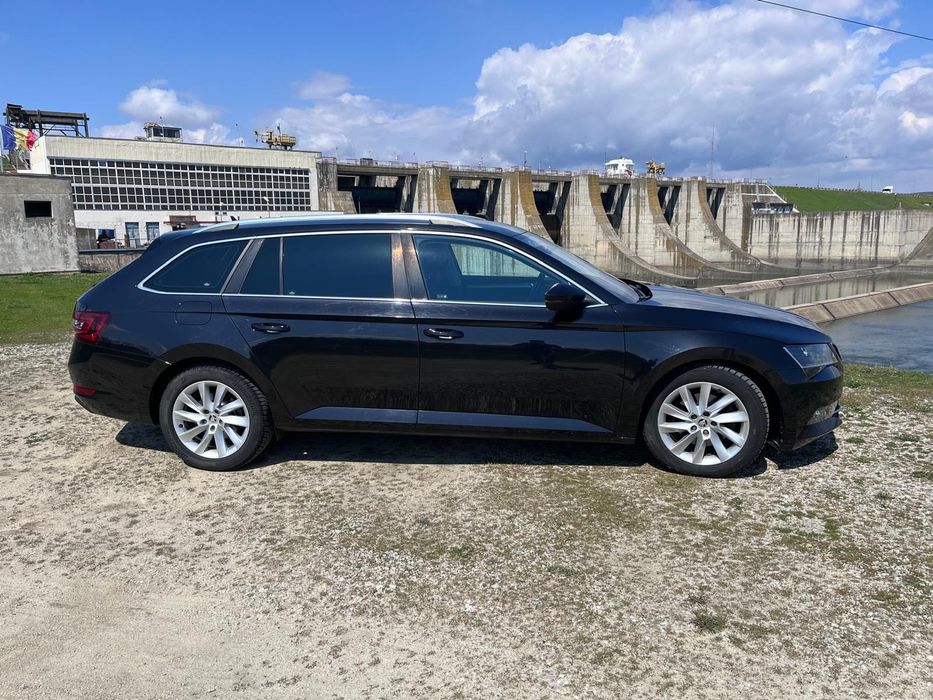 SKODA Superb 2019 — imagine 2