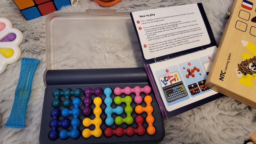 Настолни игри - Домино, Не се сърди човече, йо-йо, кубче на Рубик