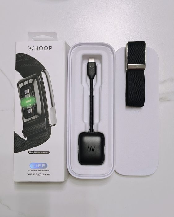 Фитнес-браслет WHOOP LIFE MG