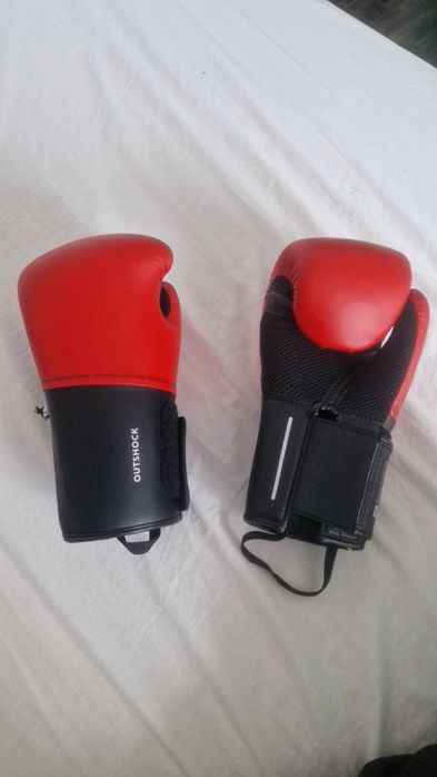 Mănuși de box Outshock