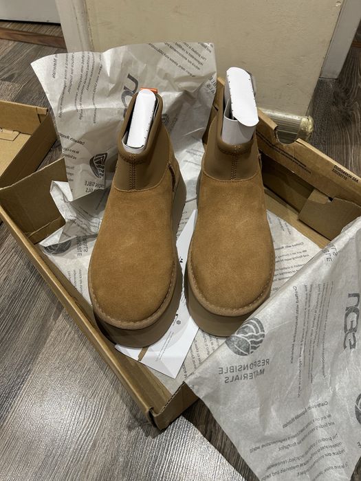 НОВИ UGG mini dipper НОВИ