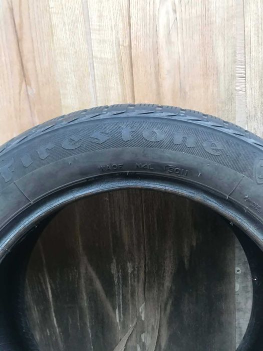 Гуми Firestone зимни 205/55 R16.2 броя.