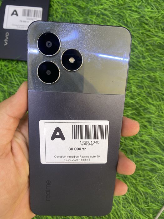 Realme note 50.