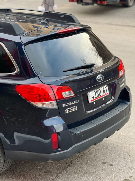 Продается машина субару оутбак