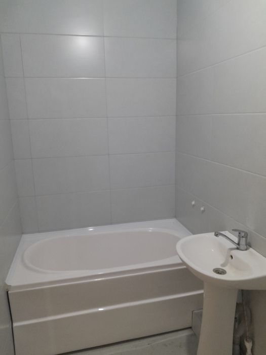 Новастройка уй сотилади