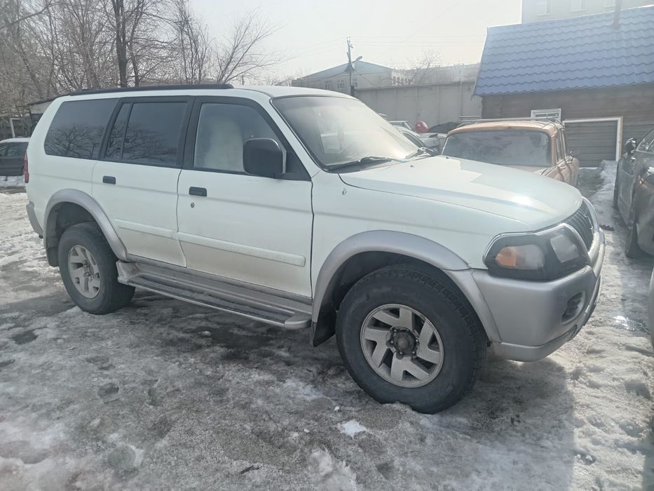 Срочно продам Монтеро спорт