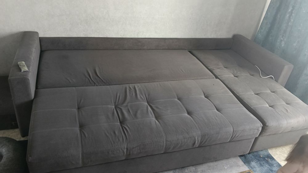 Продам Диван в хорошем состоянии