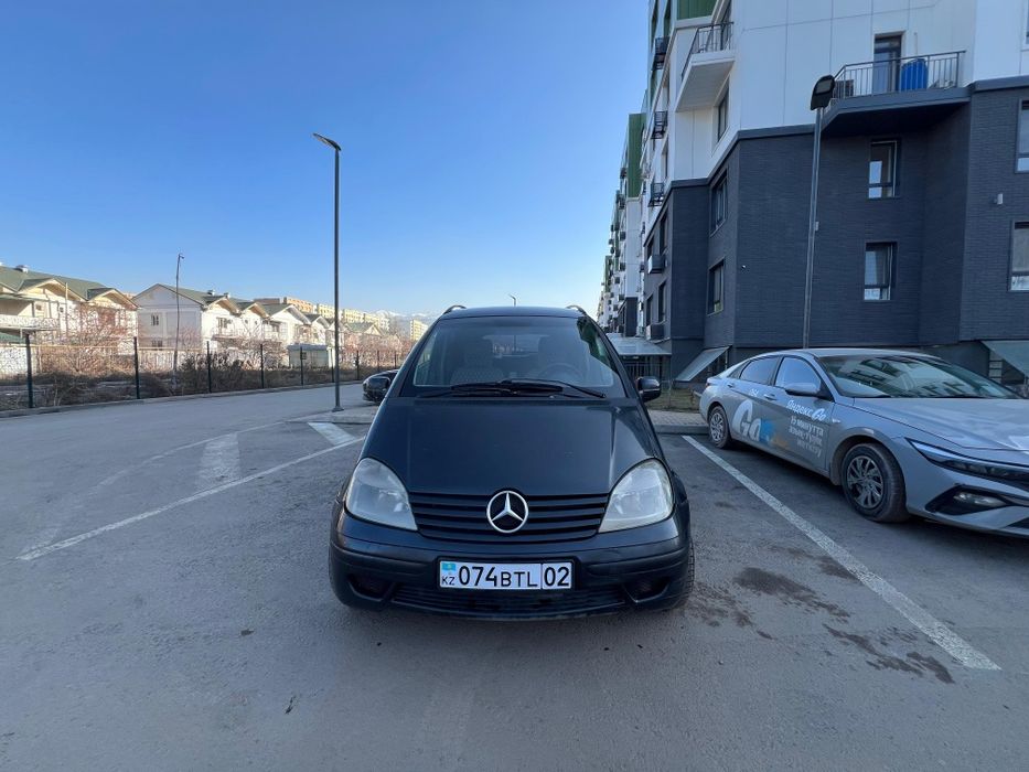 Авто Мерседес ванео