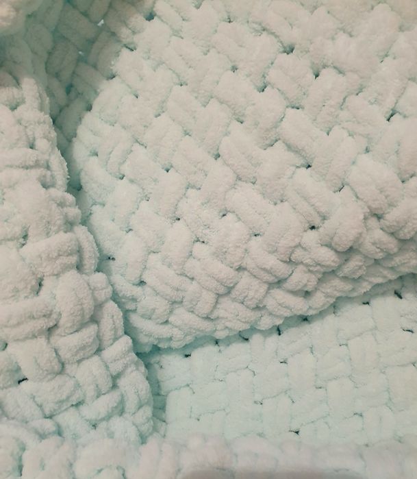 Păturică Alize Puffy Mentă handmade