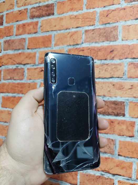 2x Galaxy A9 (2018) Dual Sim