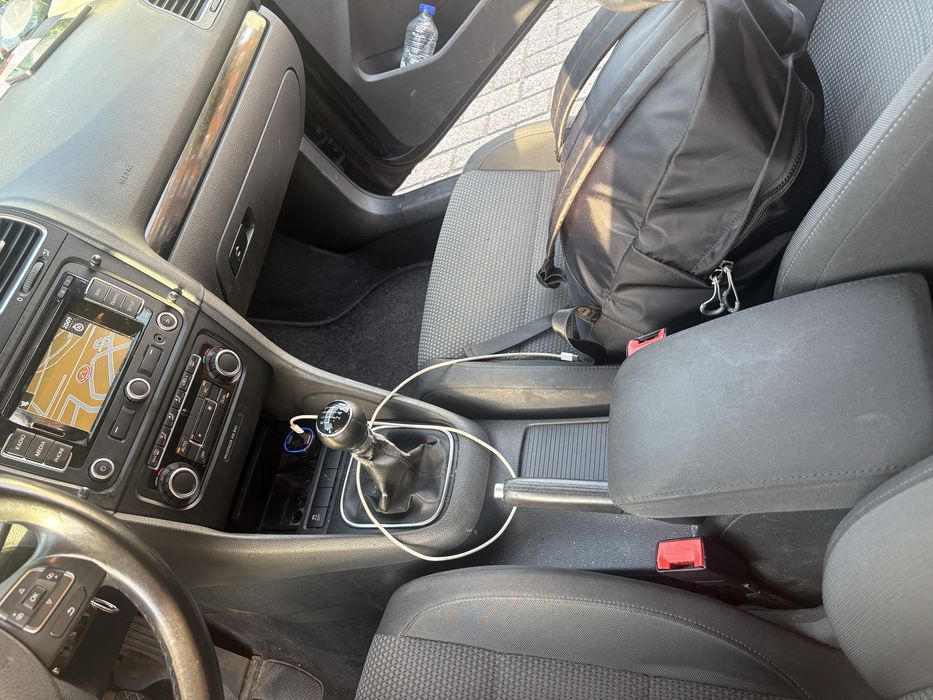 VOLKSWAGEN Golf 2011 — imagine 4