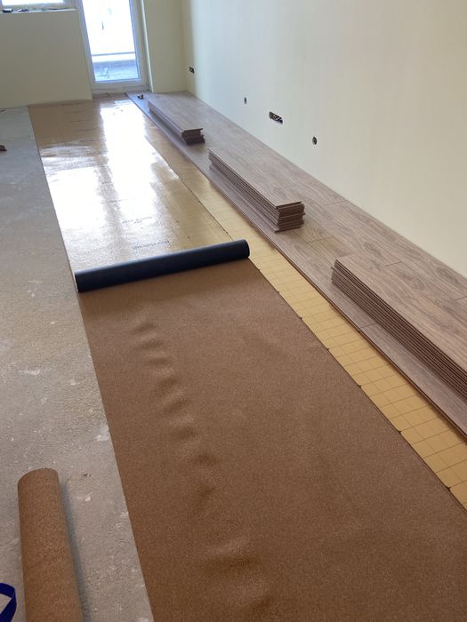 Качесвени монтажи на ламиниран паркет. Винил и др.