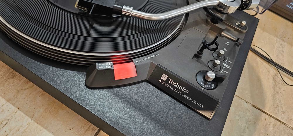 Pickup Technics SL-23 curea noua sau Technics SL-Q33 Direct Drive cu test video!