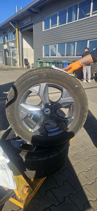 Vând roti de iarna  complete Ford