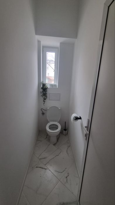 Дава се под наем Тристаен апартамент в Пловдив, Център - 90 кв.м за 765 € - Снимка #7