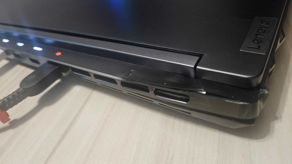 Lenovo Legion Slim 7 4060 ryzen 7 16gb
