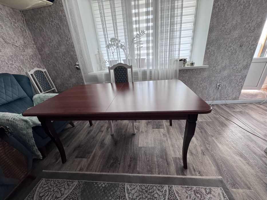 Продам стол со стульями