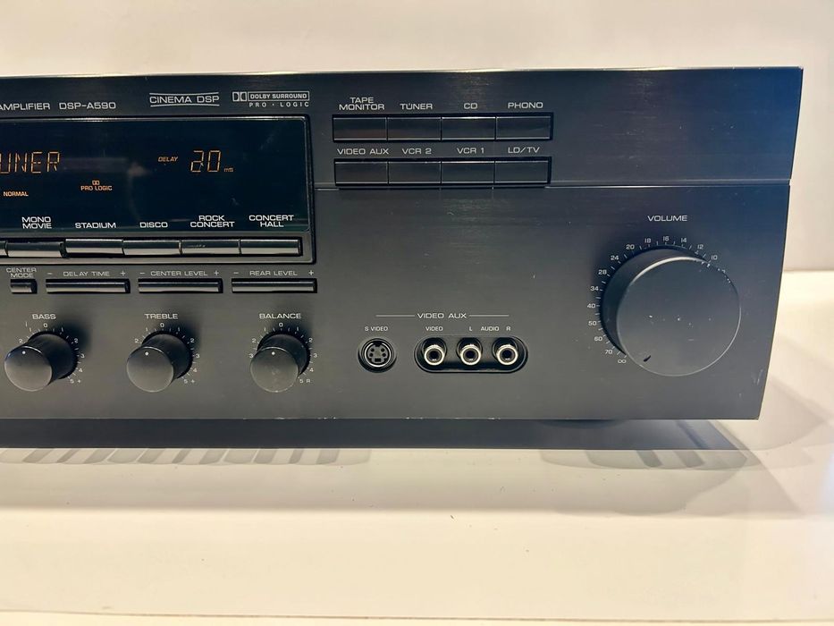 Vand amplificator Yamaha DSP-A590