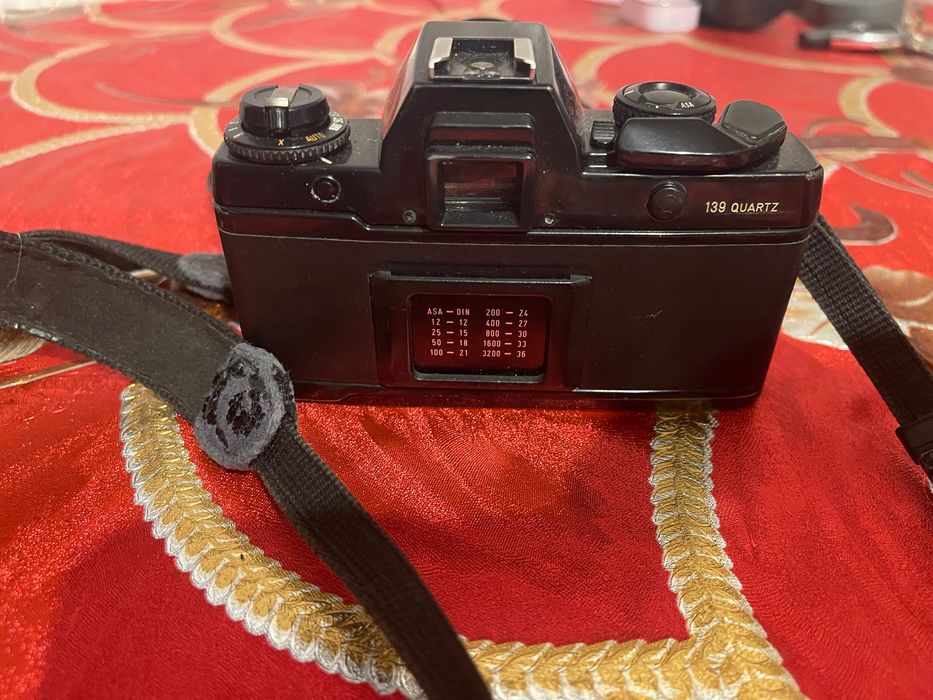 Contax 139 Quartz + Carl Zeiss 40-80mm f3.5 T – proiect/piese