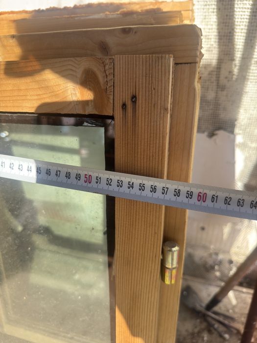 Geamuri din lemn cu sticla termopan
