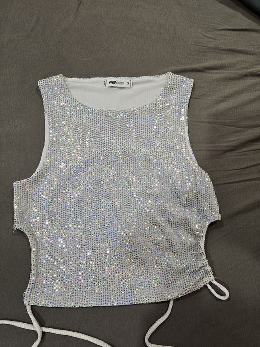 Топ с гол гръб S размер