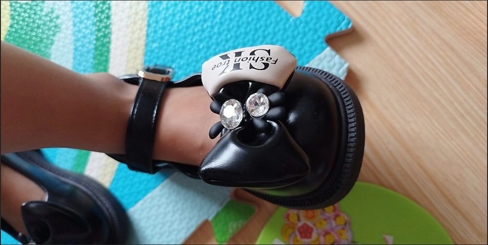 Новые школьные туфельки