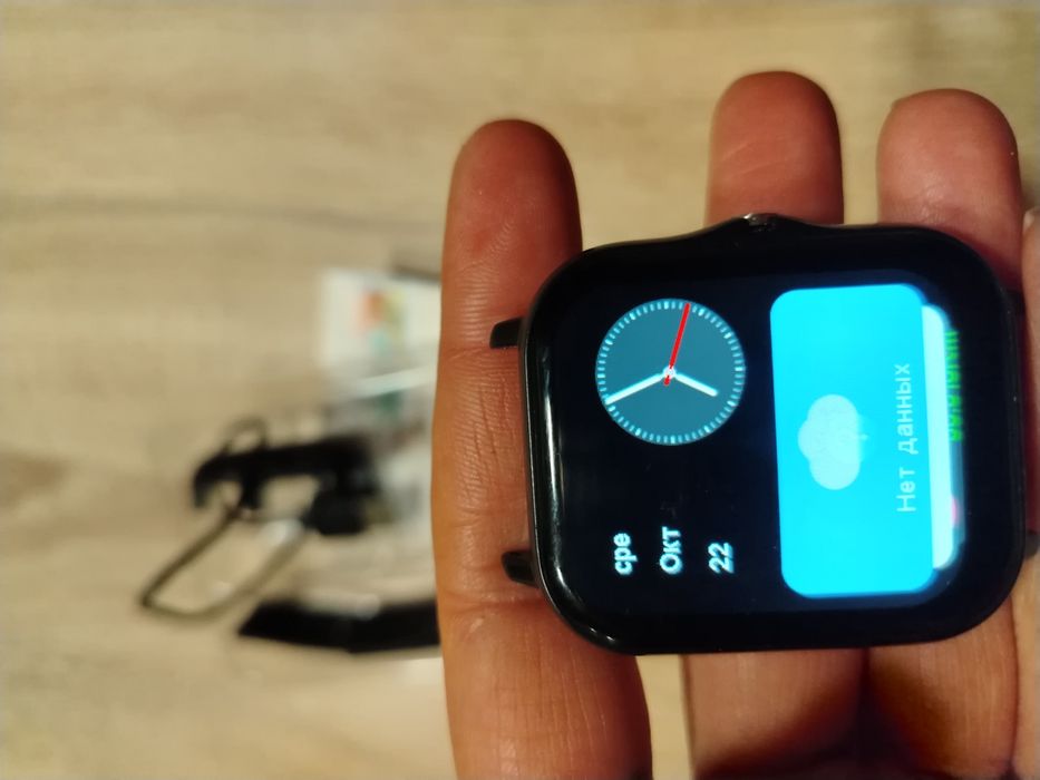 Смарт часовник в черно