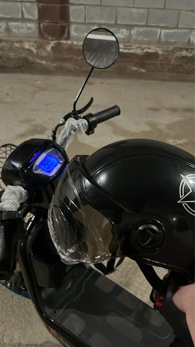 Скутер электрический(мапед)