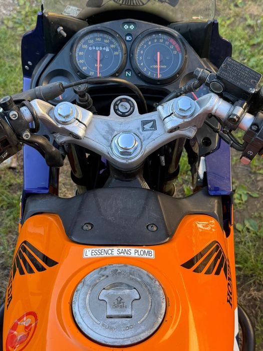 Honda CBR125 R Repsol
