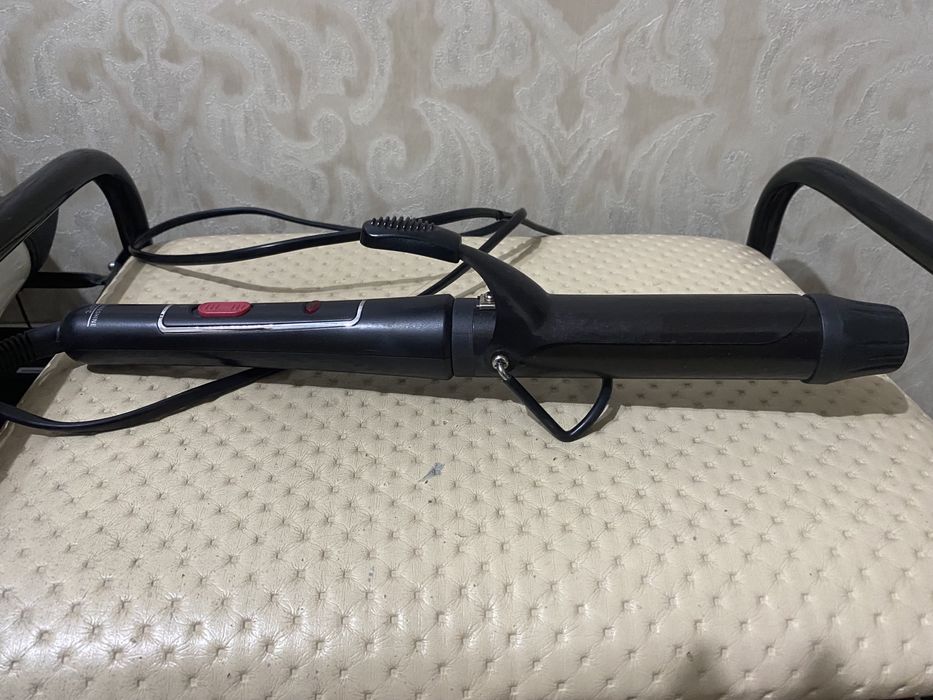 Продам плойку Rowena