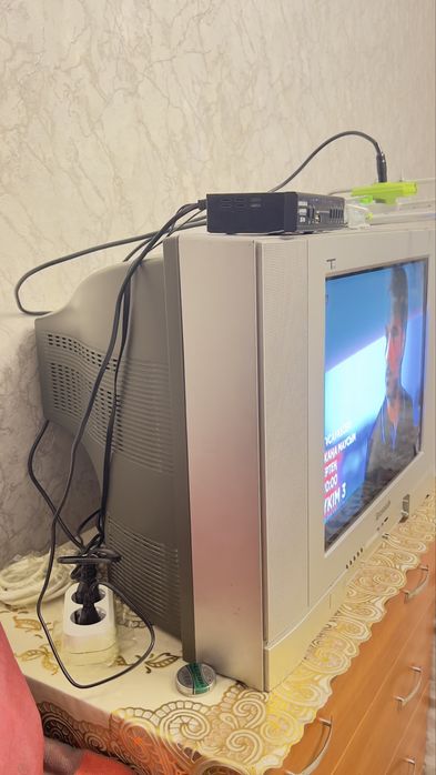 Продаю цветной телевизор Panasonic