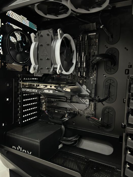 Desktop/PC Gaming I9 9900K RTX 3050 64GB Ram SSD  512Gb Nou