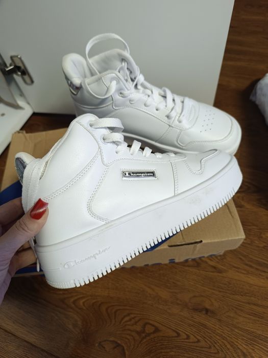 Sneakers Mid Cut Shoe Rebound Platform Mid Metal