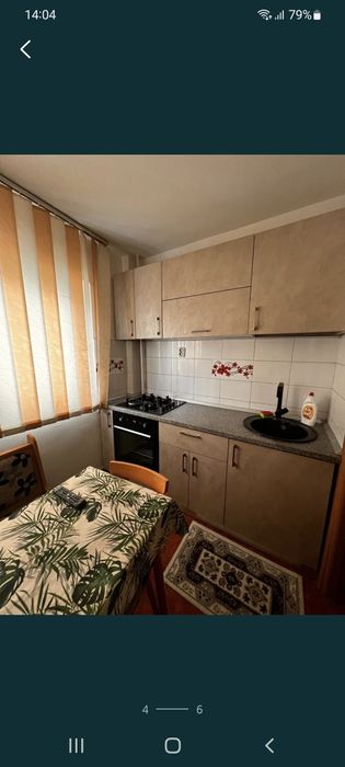Închiriez garsoniera