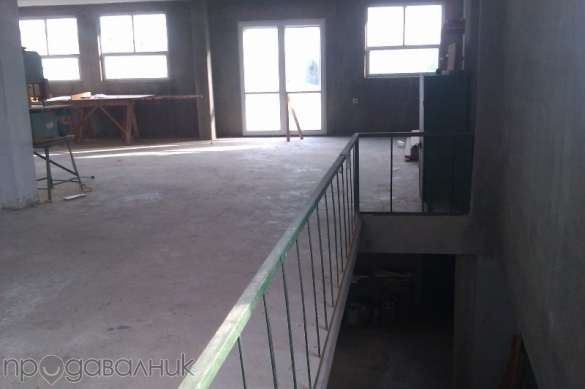 Продава се Промишлена сграда в с. Звездица, Област Варна - 550 кв.м за 264 €/кв.м - Снимка #10