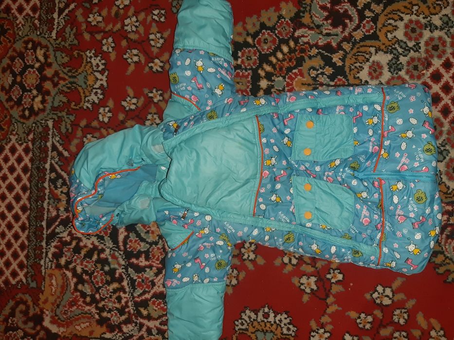 Продам детский комбинезон