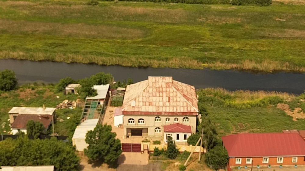 Продам коттедж 700 кв м
