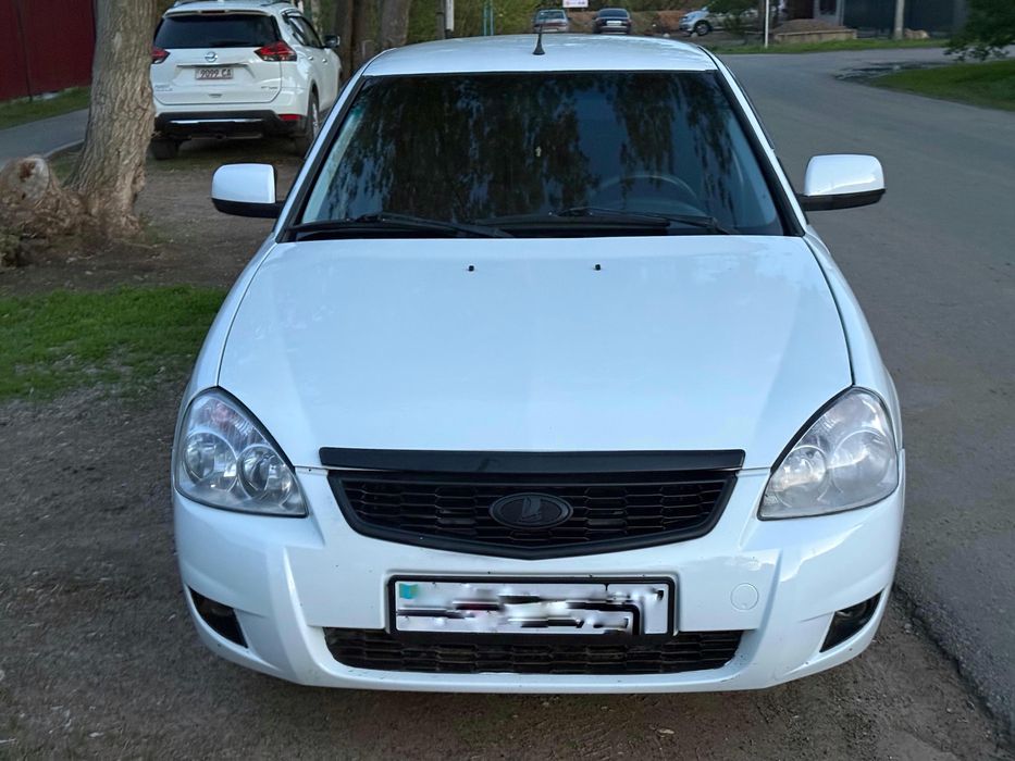 Продам приору 2012 года