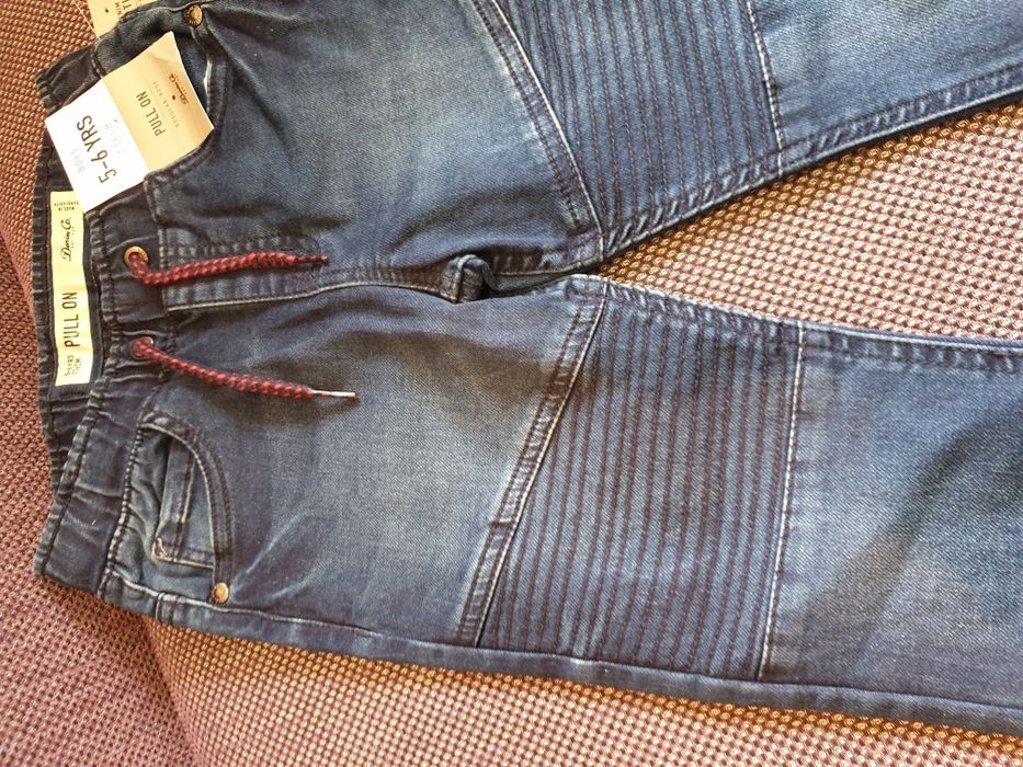 Дрехи за момче 5-6г