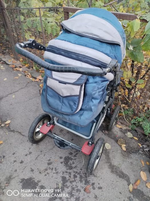 Продам детскую коляску
