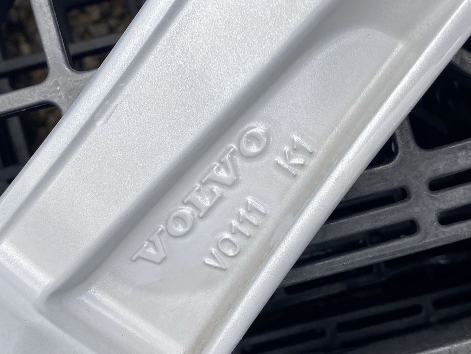 19 цола 5 х 108 мм Волво Volvo XC 90 , XC 60 , XC 40 , V 60 , V 90
