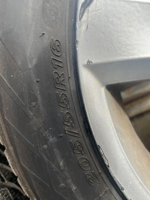 Зимни гуми 205/55/16 с летни джанти