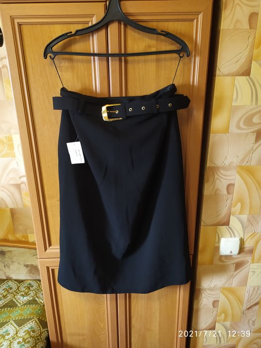 Юбки в  школу , институт, офисные. Иран. Новые. Размеры разные..