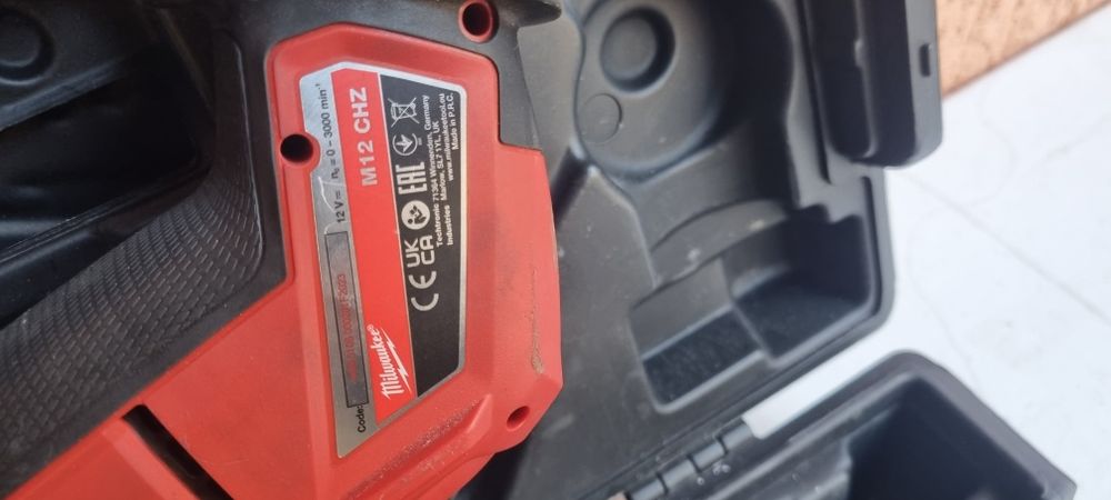 Milwaukee M12 CHZ Fierastrau Vulpe 2023