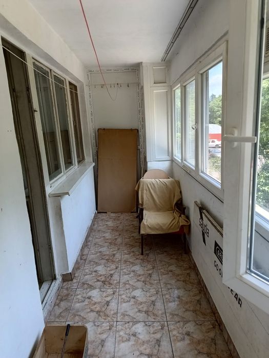 Apartament 3 camere, Militari
