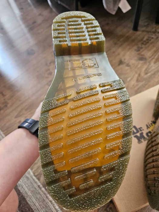 Bocanci Dr. Martens marimea 41 - noi cu eticheta - doar probati